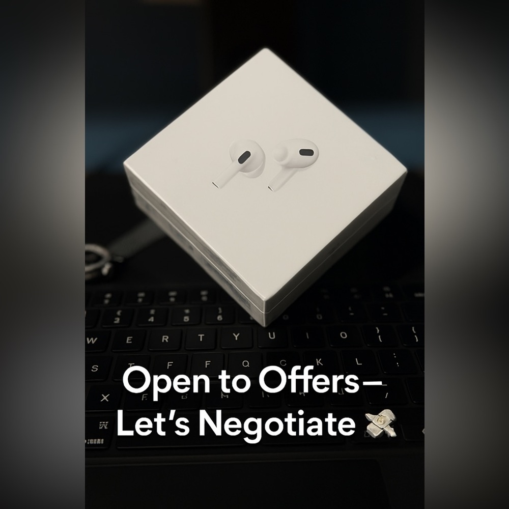 Apple AirPods Pro 2nd Gen with USB-C MagSafe Case